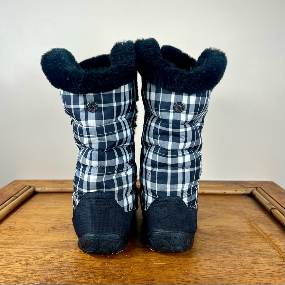The North Face Black and White Plaid Winter Boots - Picture 8 of 14